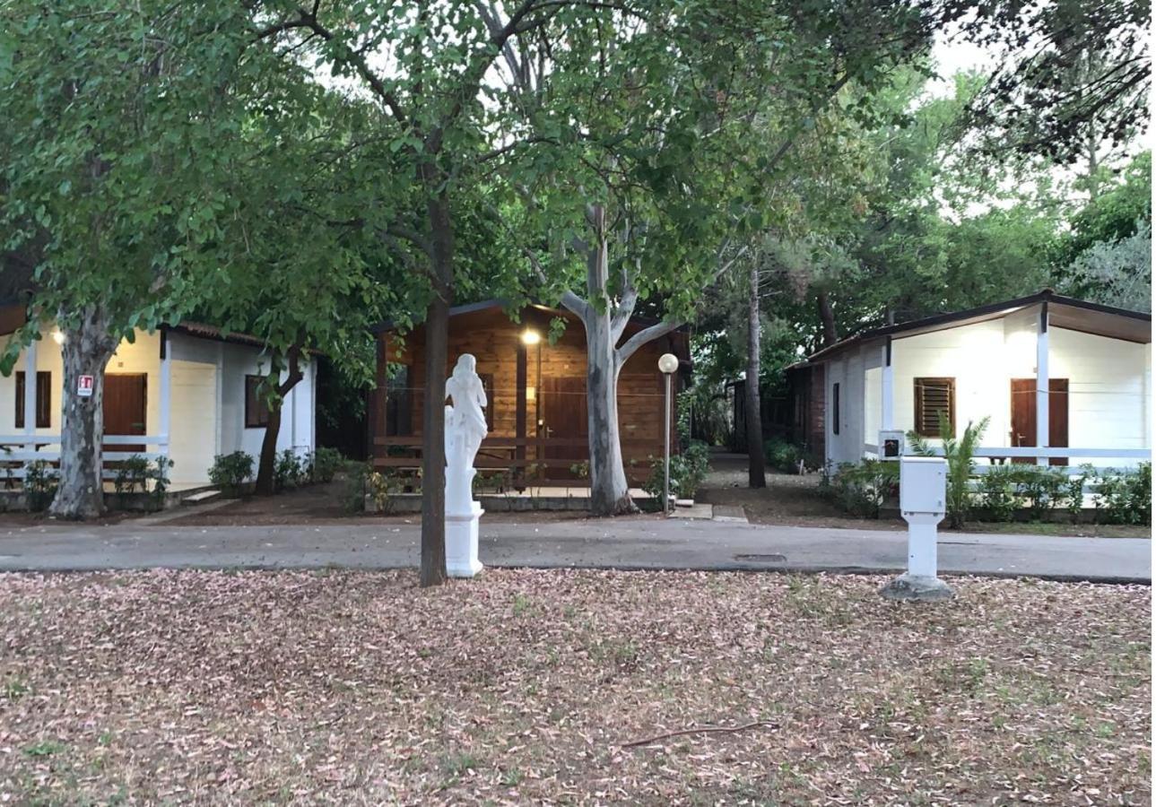 Viola Club Village & Camping Foce Varano Exterior photo